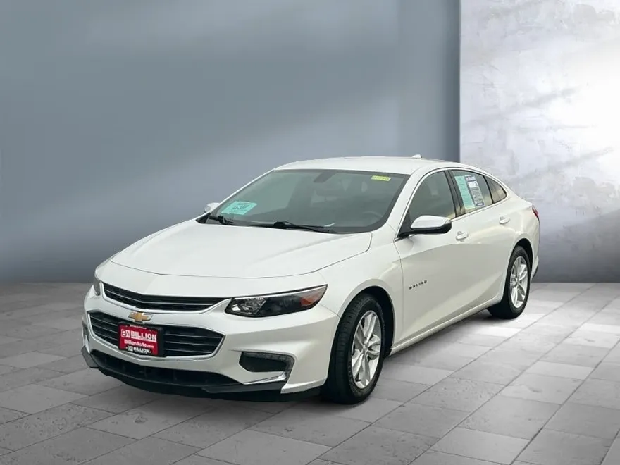 2016 Chevrolet Malibu 1LT photo 1