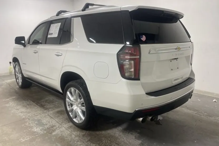 2022 Chevrolet Tahoe High Country photo 1