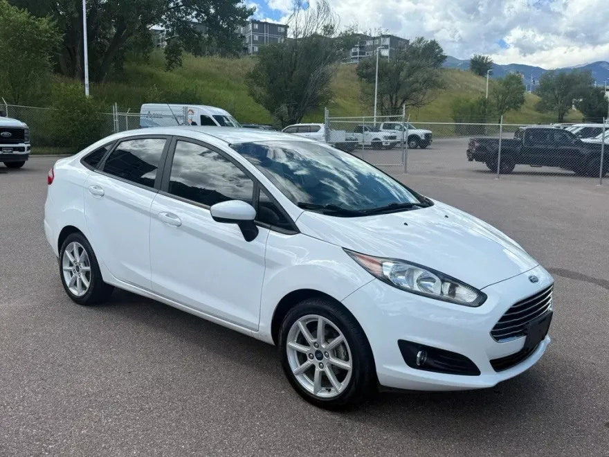 2019 Ford Fiesta SE photo 1