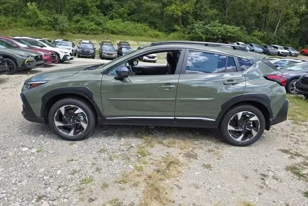 2025 Subaru Crosstrek Limited photo 1