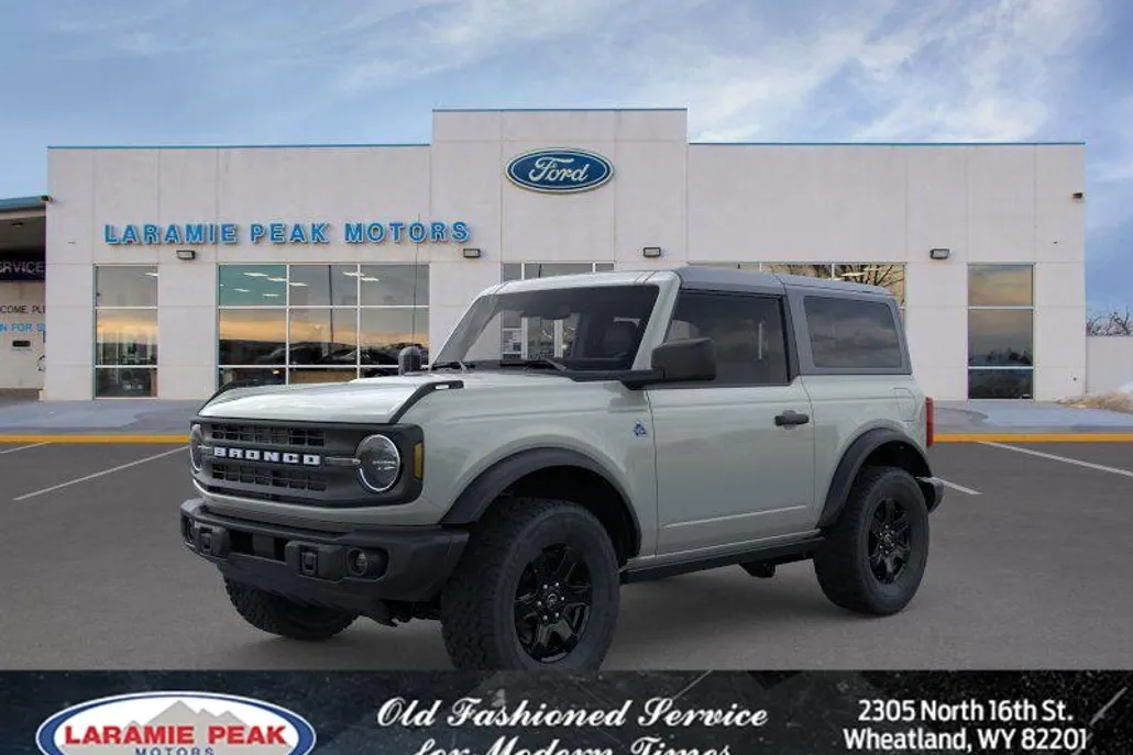 2024 Ford Bronco Black Diamond photo 1