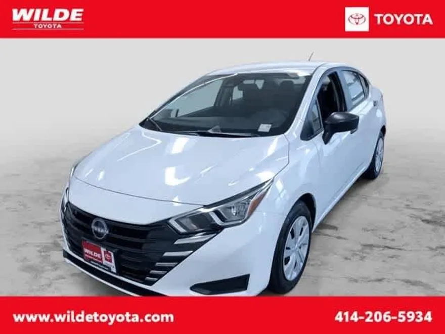 2024 Nissan Versa S photo 1