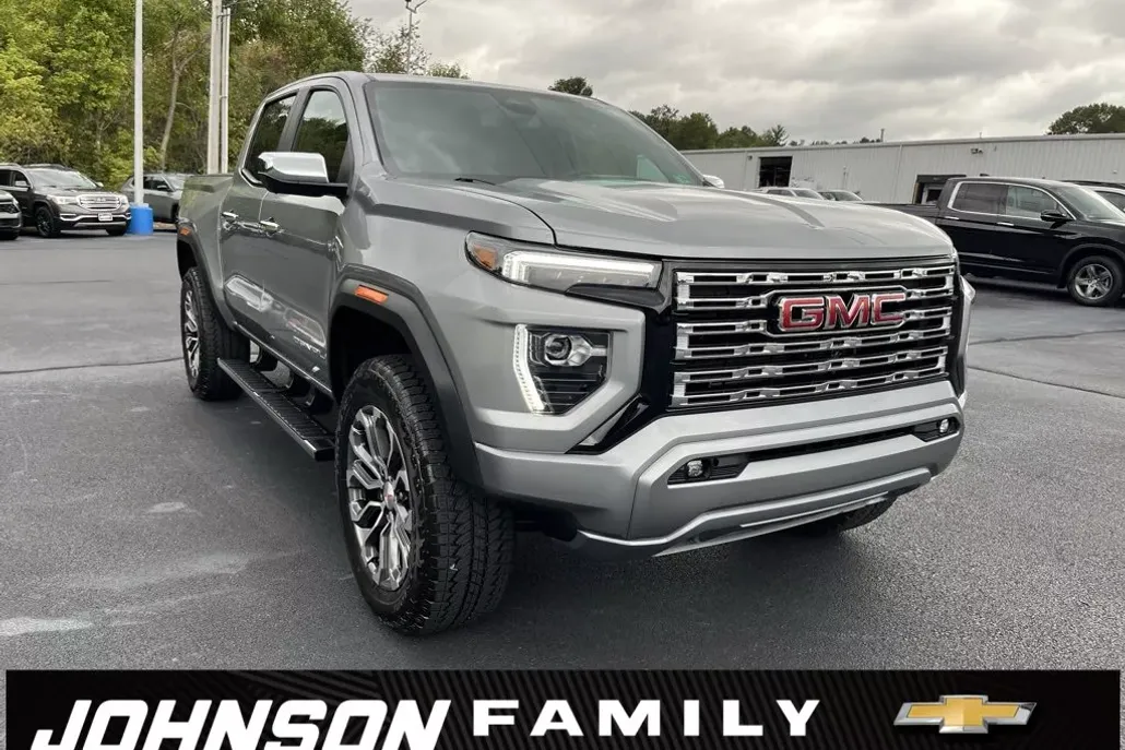 2023 Gmc Canyon Denali photo 1