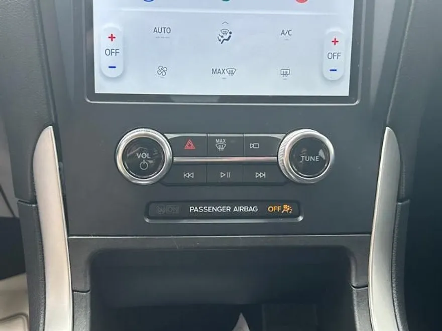 2023 Ford Edge SE photo 26