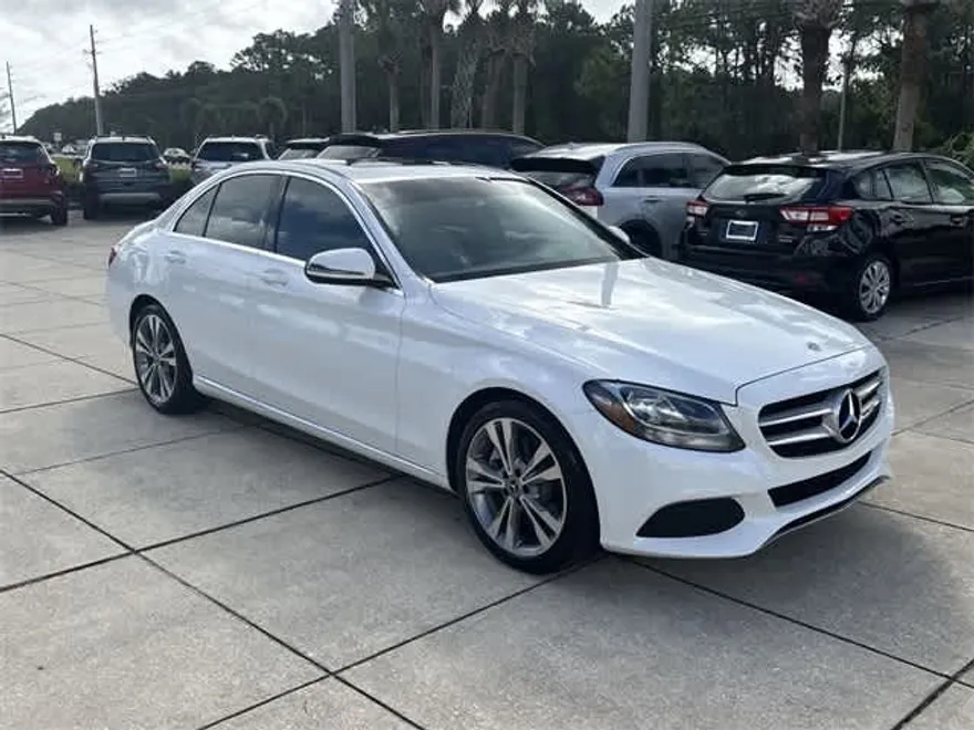 2018 Mercedes Benz C 300 photo 1