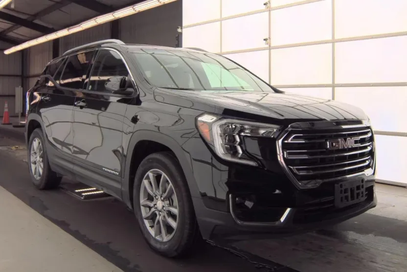 2024 Gmc Terrain SLT photo 1