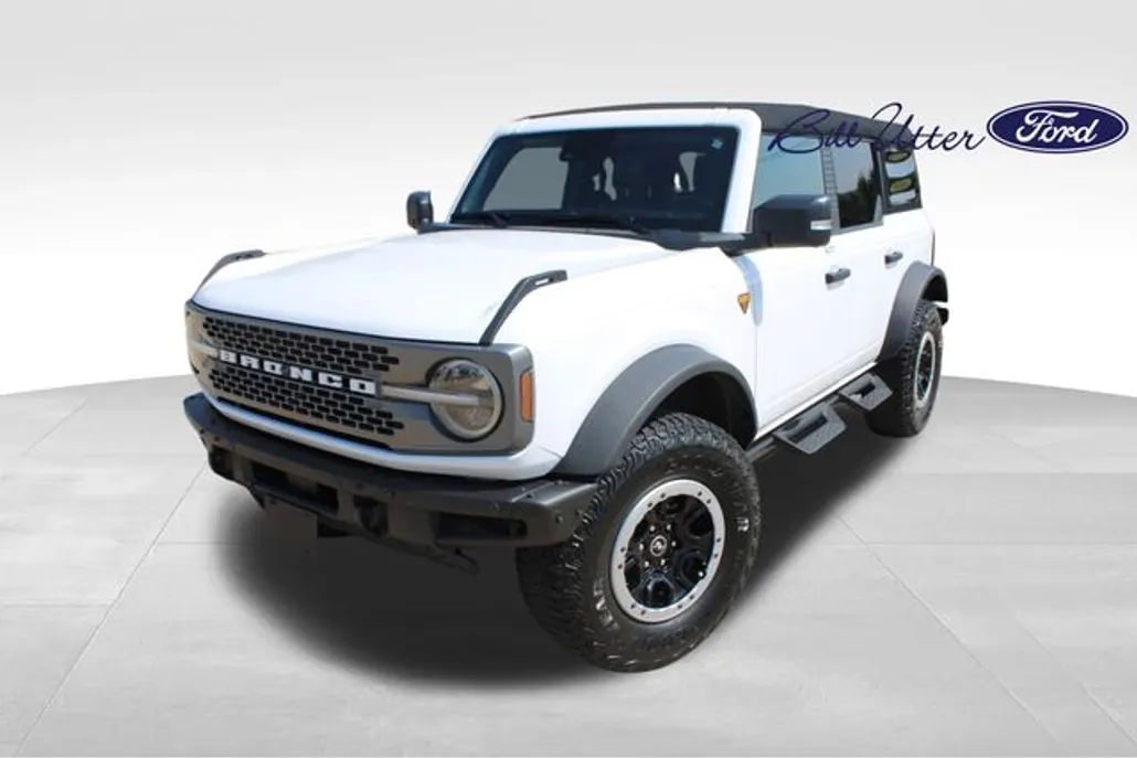 2023 Ford Bronco Badlands photo 1
