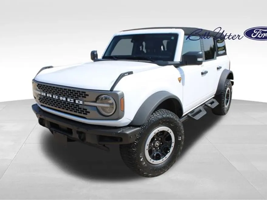 2023 Ford Bronco Badlands photo 1