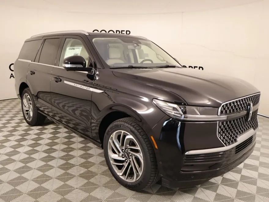 2025 Lincoln Navigator Reserve photo 1