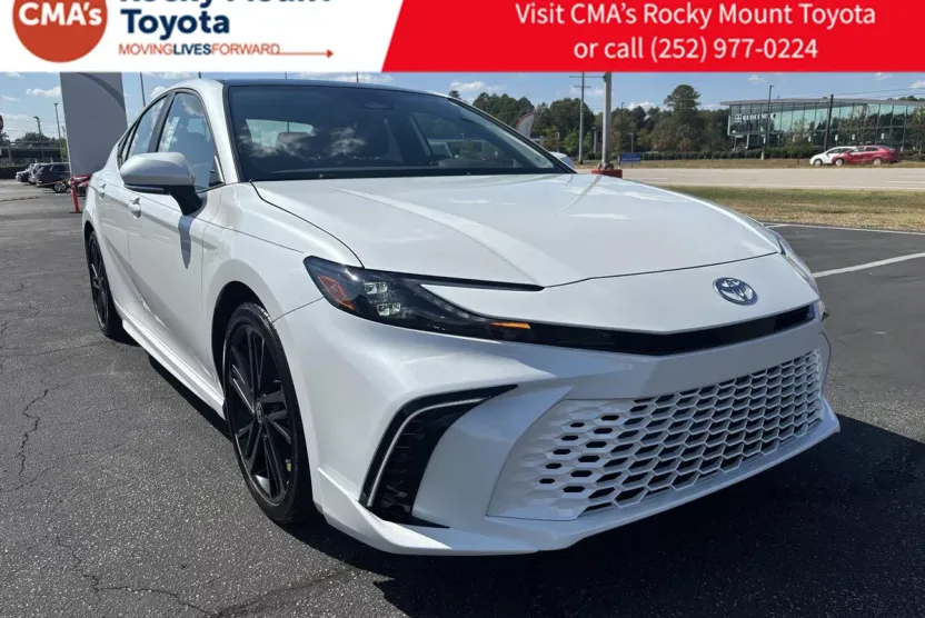 2025 Toyota Camry XSE photo 1