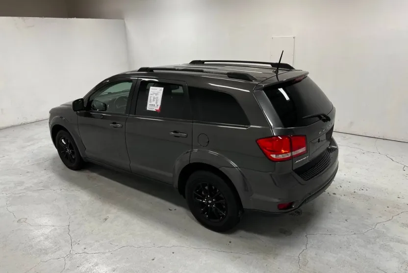 2019 Dodge Journey SE photo 1