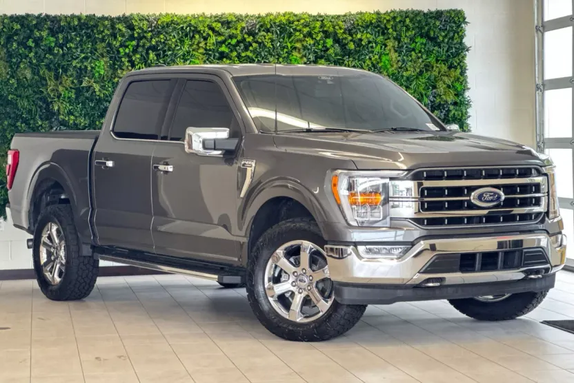 2022 Ford F-150 Lariat photo 1