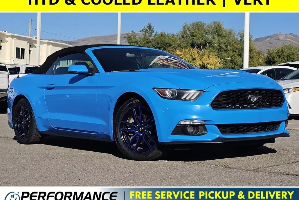 2017 Ford Mustang EcoBoost Premium photo 1