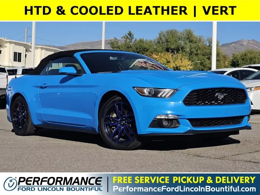 2017 Ford Mustang EcoBoost Premium photo 1