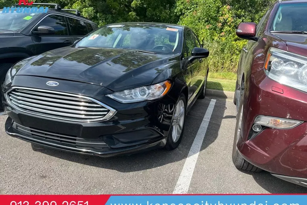 2018 Ford Fusion Hybrid SE photo 1