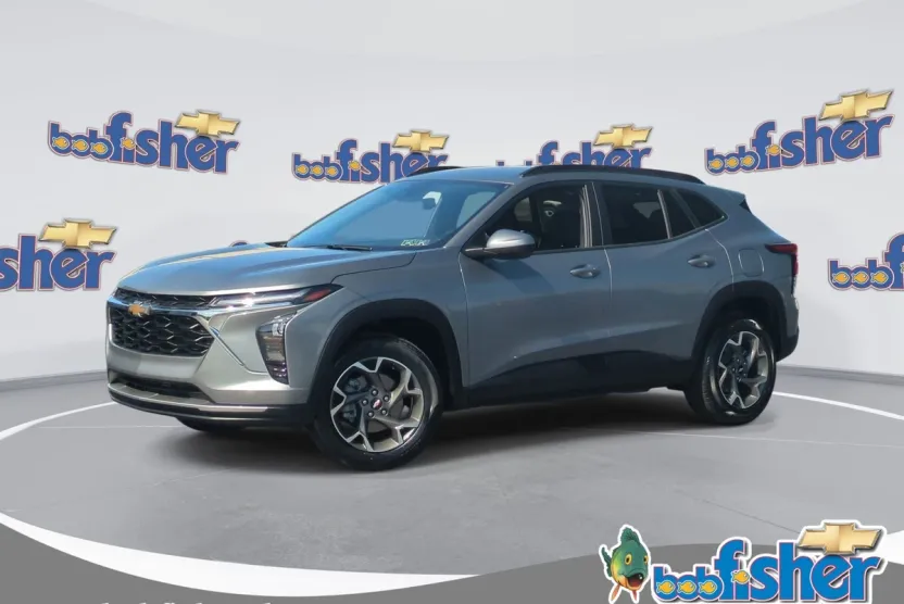 2025 Chevrolet Trax LT photo 1