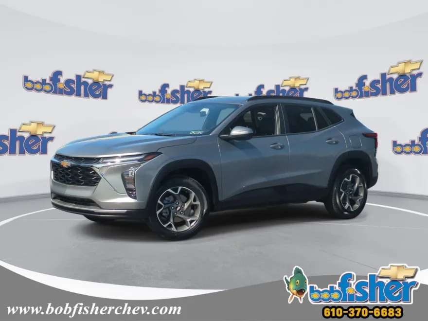 2025 Chevrolet Trax LT photo 1