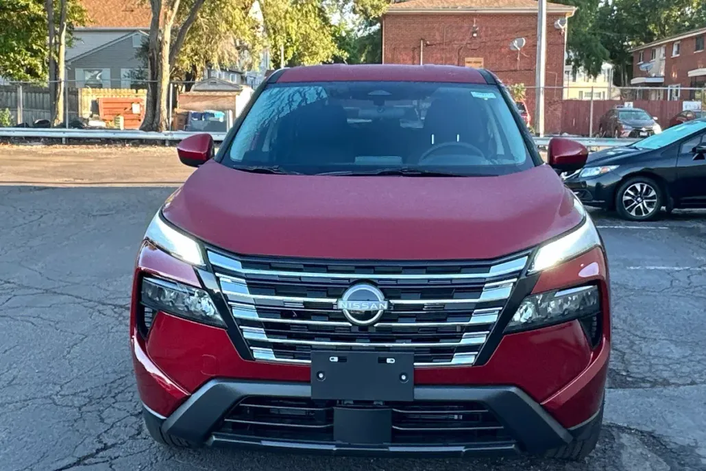 2026 Nissan Rogue SV photo 1