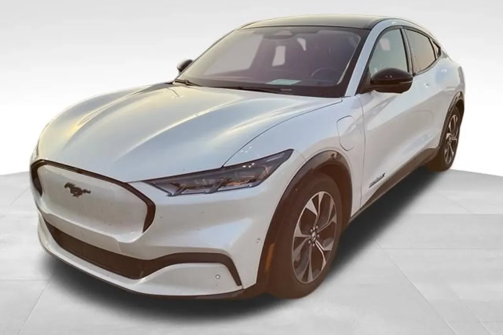 2022 Ford Mustang Mach-E Premium photo 1