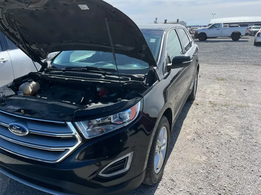 2016 Ford Edge SEL photo 1