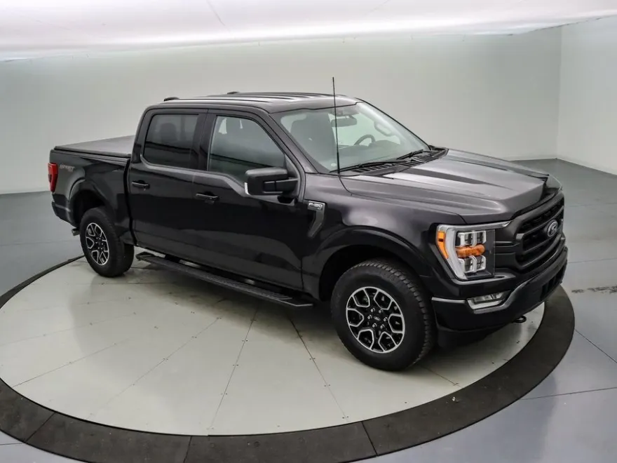 2022 Ford F-150 XLT photo 1