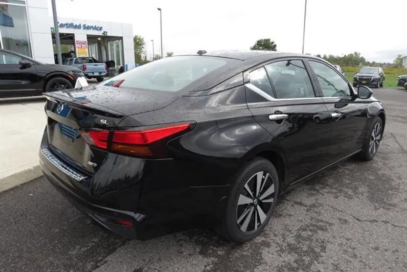 2019 Nissan Altima 2.5 SL photo 1