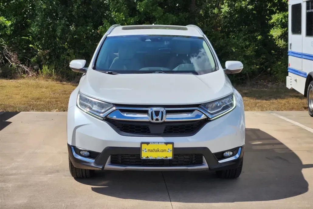 2019 Honda CR-V Touring photo 1