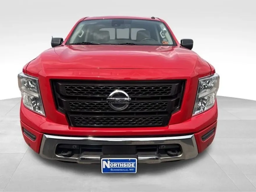 2021 Nissan Titan Crew Cab SV photo 1