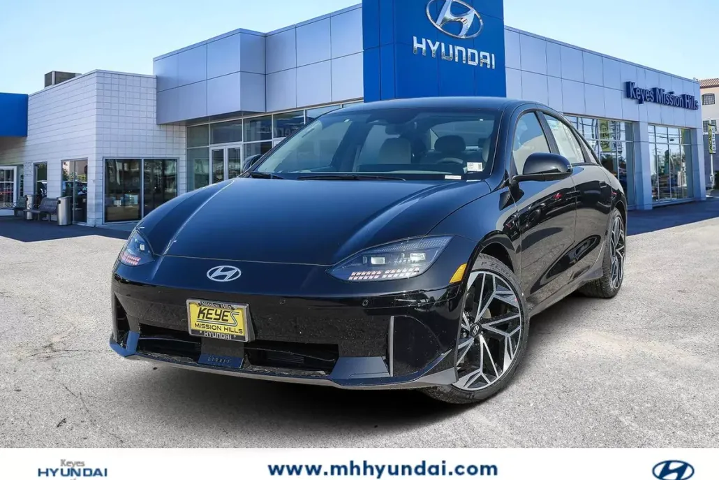 2025 Hyundai Ioniq 6 SEL photo 1