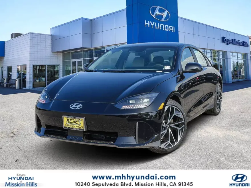 2025 Hyundai Ioniq 6 SEL photo 1