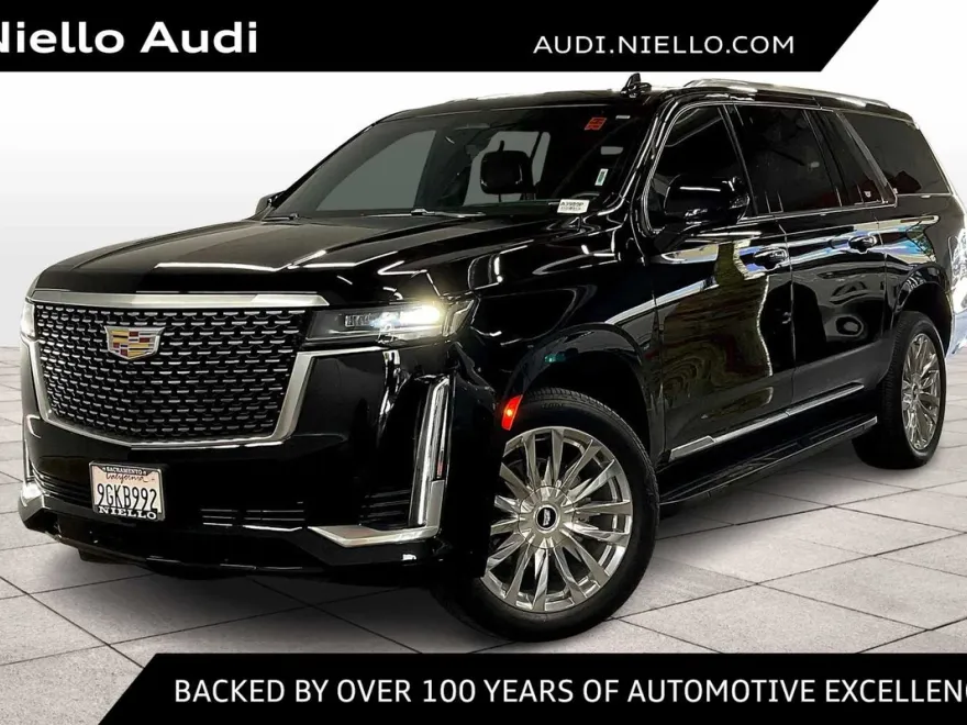 2023 Cadillac Escalade ESV Premium Luxury photo 1