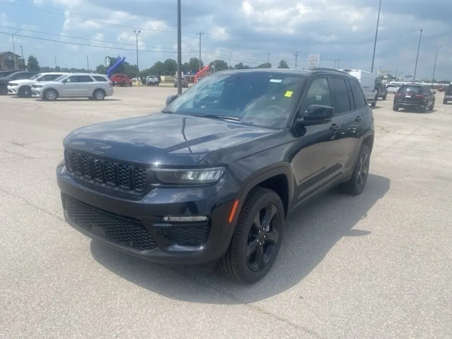 2025 Jeep Grand Cherokee Limited photo 1