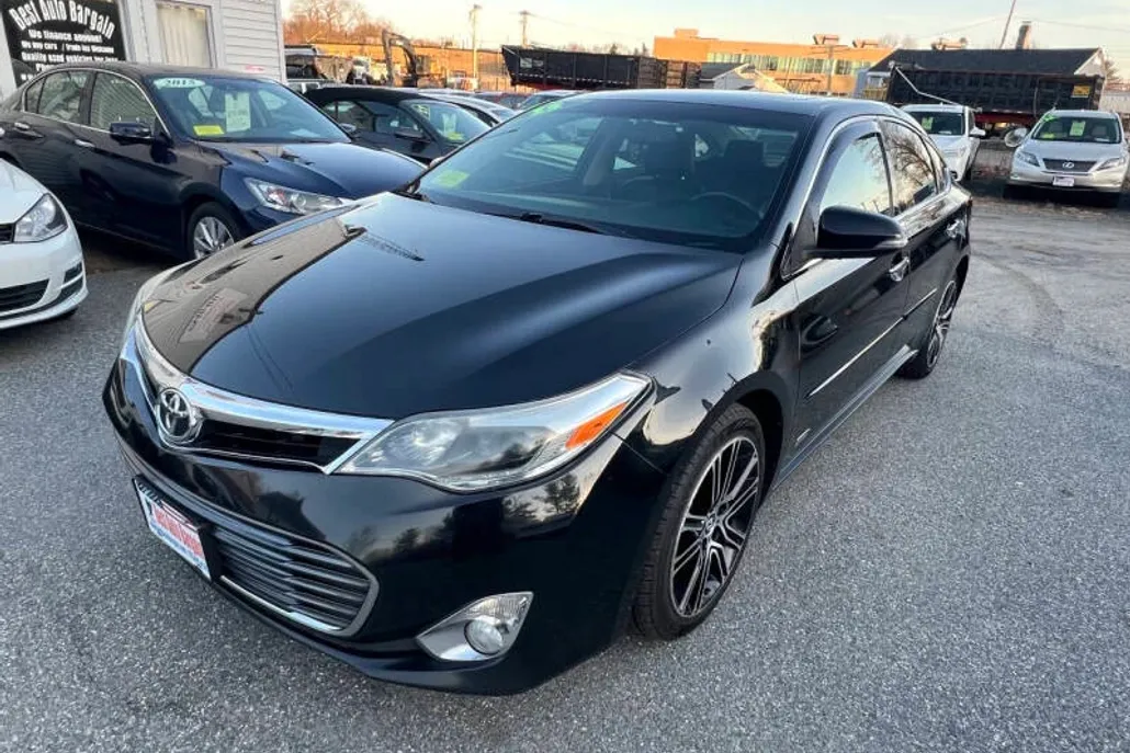 2015 Toyota Avalon XLE Touring photo 1