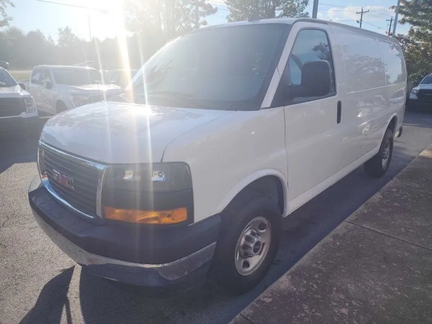 2023 Gmc Savana Cargo 2500 photo 1
