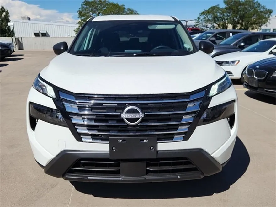 2026 Nissan Rogue S photo 1