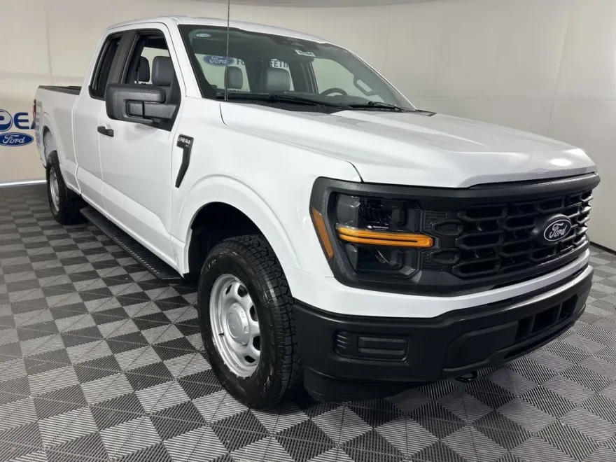 2025 Ford F-150 XL photo 1