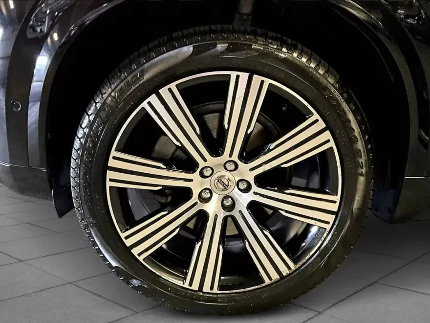 2021 Volvo XC90 Inscription photo 1