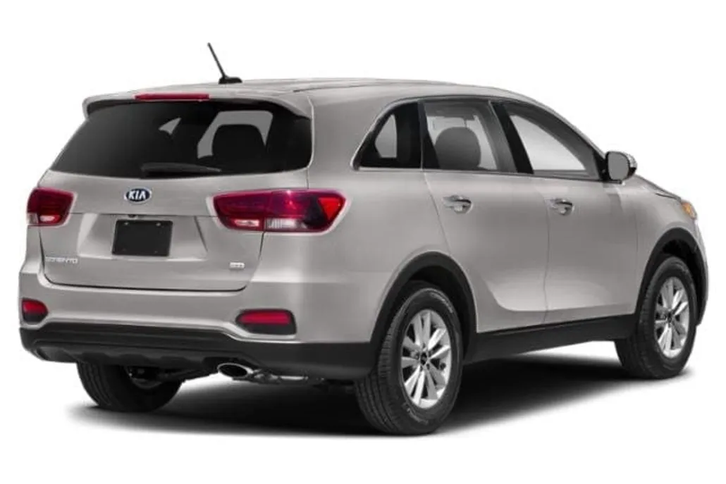 2019 Kia Sorento LX V6 photo 1