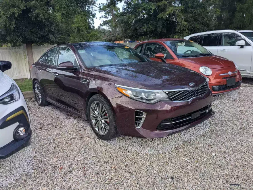2017 Kia Optima SX Limited photo 1