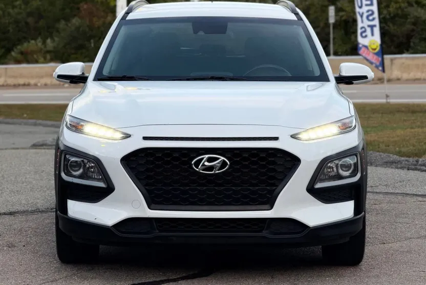 2019 Hyundai Kona SEL photo 1
