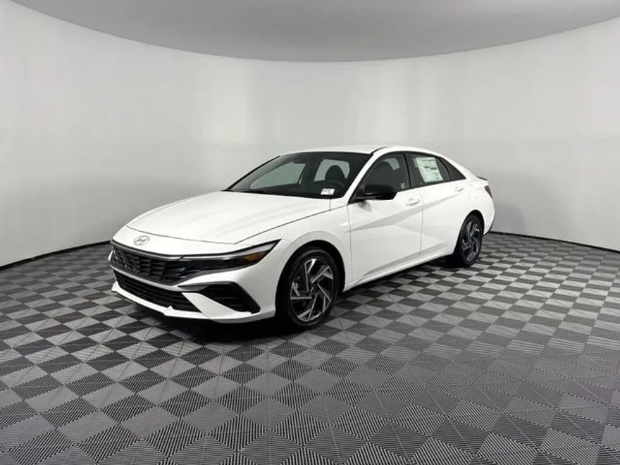 2025 Hyundai Elantra Hybrid SEL Sport photo 1
