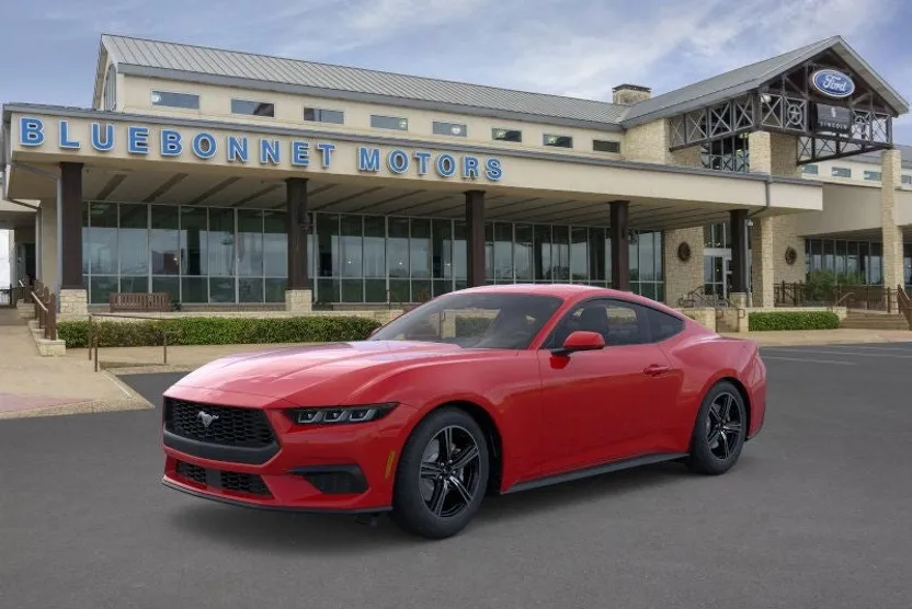 2025 Ford Mustang EcoBoost photo 1