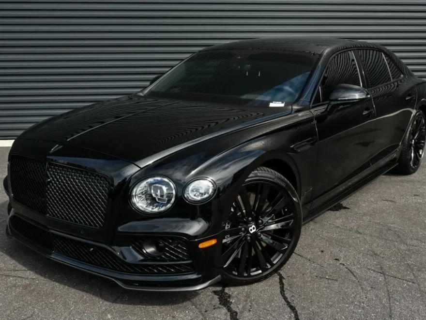 2024 Bentley Flying Spur Speed photo 1