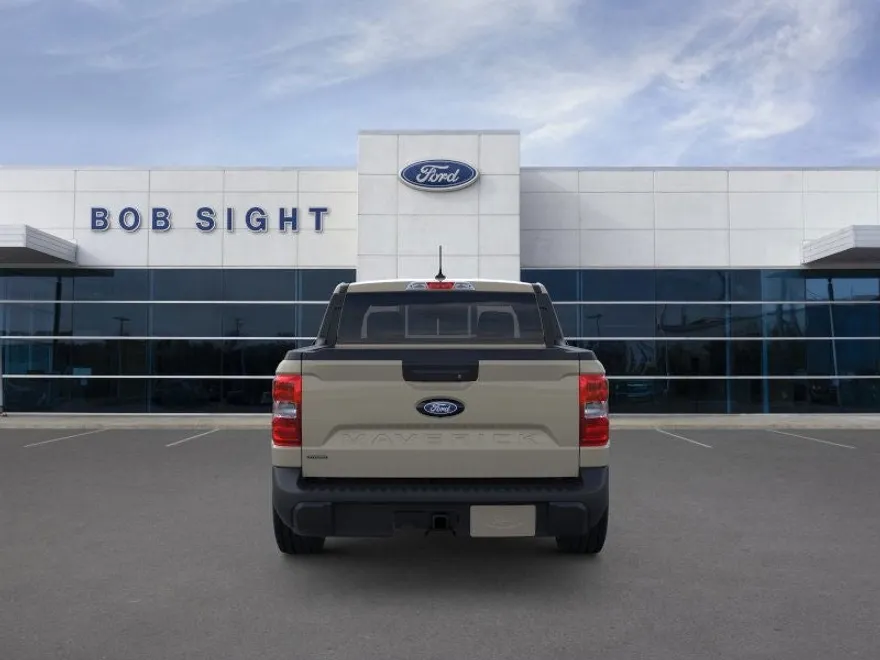 2025 Ford Maverick XLT photo 1