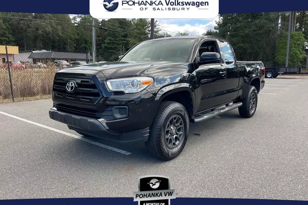 2016 Toyota Tacoma SR photo 1