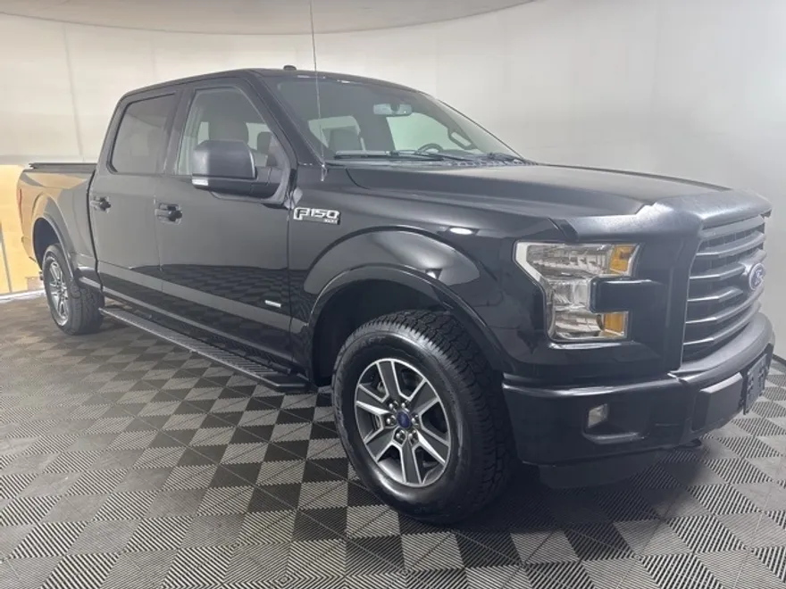 2016 Ford F-150 XLT photo 1