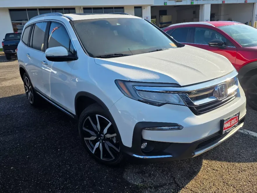 2022 Honda Pilot Touring photo 1