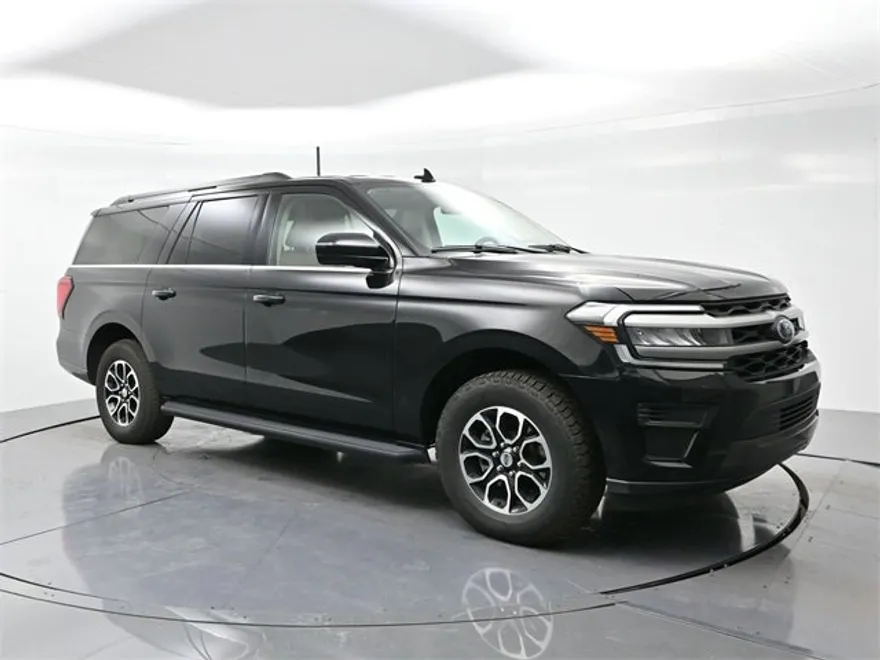 2024 Ford Expedition MAX XLT photo 1