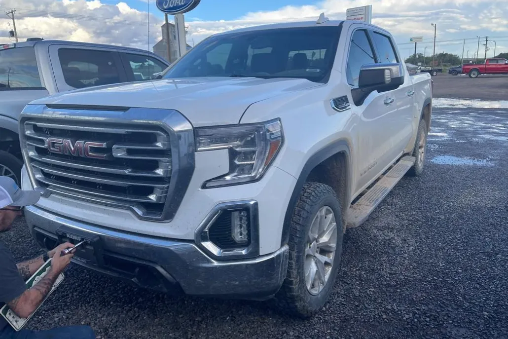 2021 Gmc Sierra 1500 SLT photo 1