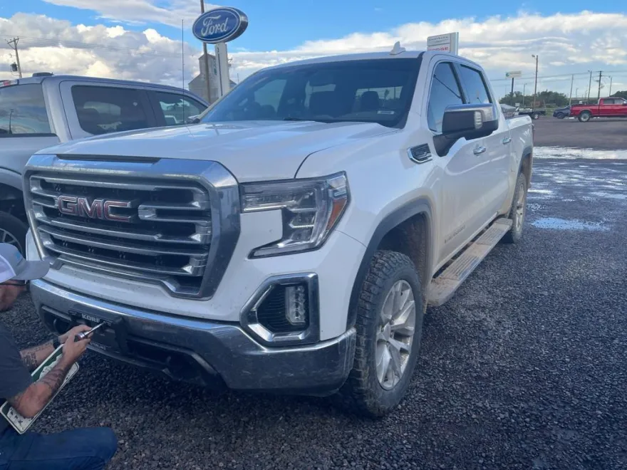 2021 Gmc Sierra 1500 SLT photo 1